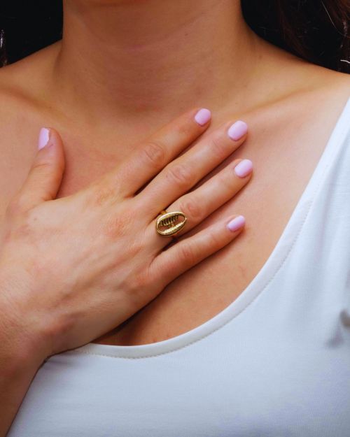 Lada | Bague Cauri 🟡⚪️