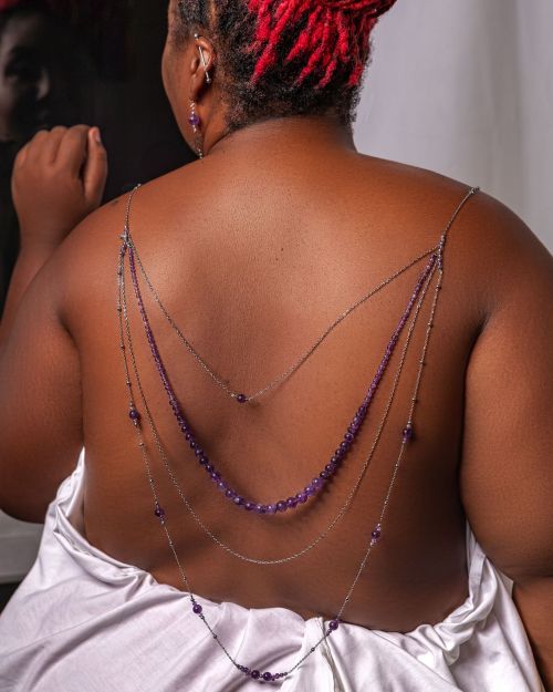 Anjea | Bijou de dos, quatre chaines 🟡⚪️