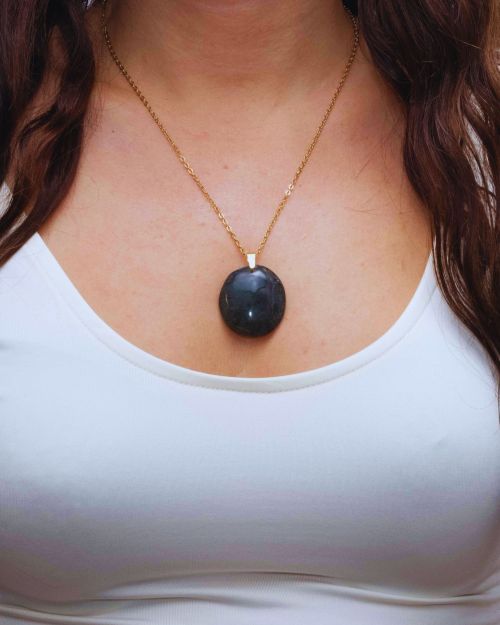 Aba | Collier « protecteur » avec la Labradorite 🟡⚪️